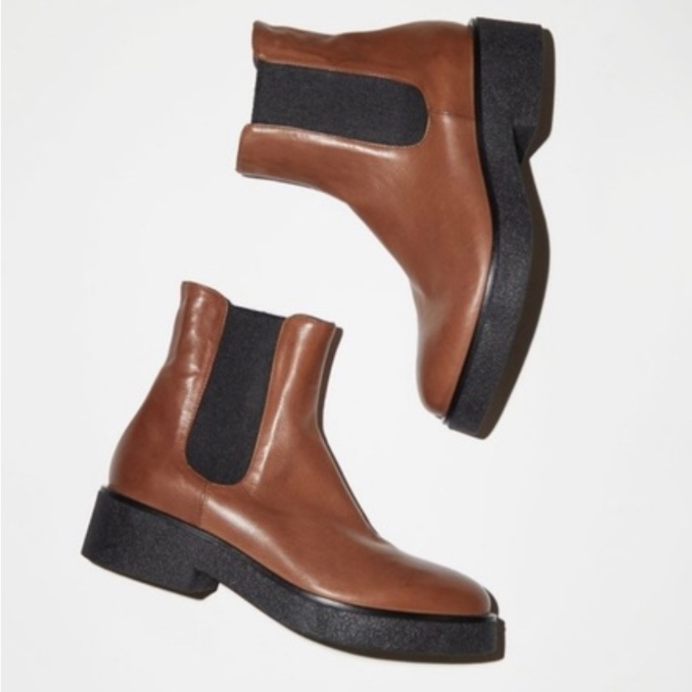 **ISO** No. 6 Pull on Crepe Sole Chelsea boots in Cuoio